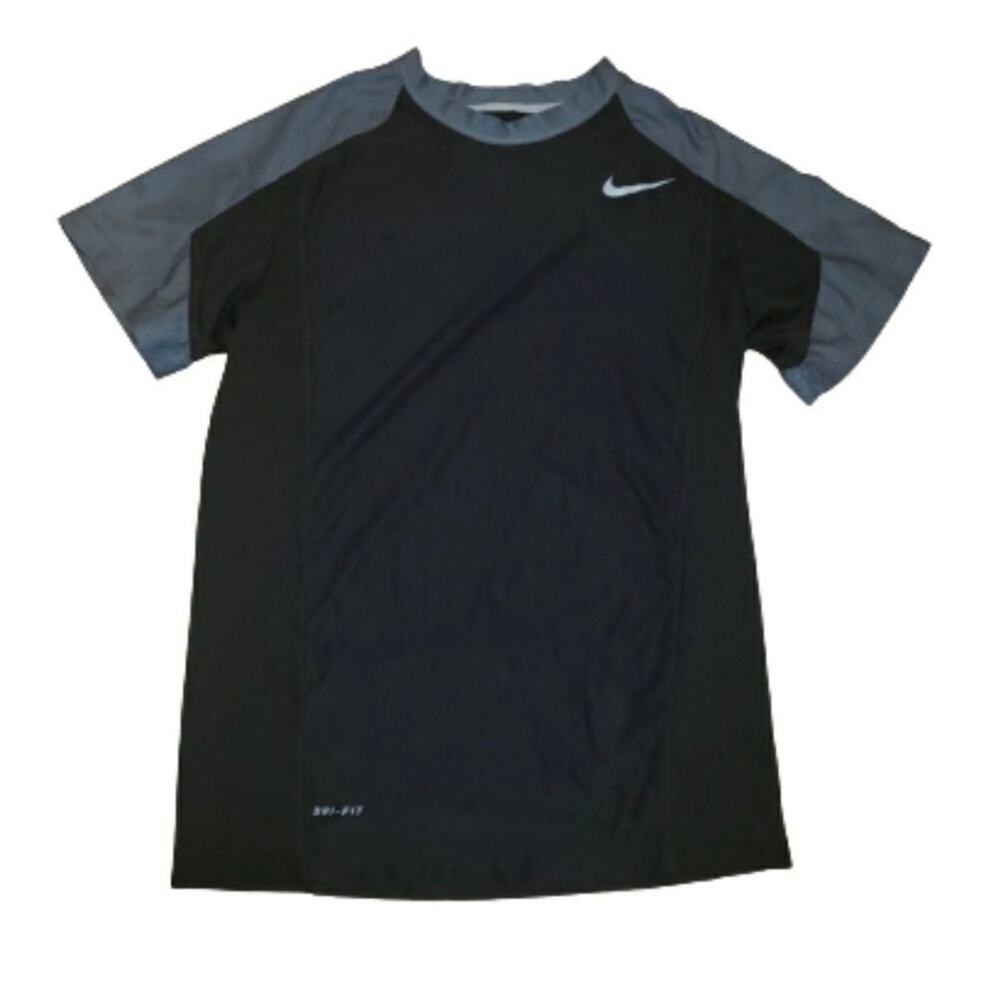 Nike Boy’s MD Dri-Fit Athletic Graphic T-shirt